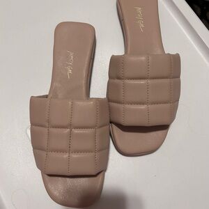 Women's Beige Slide Sandals